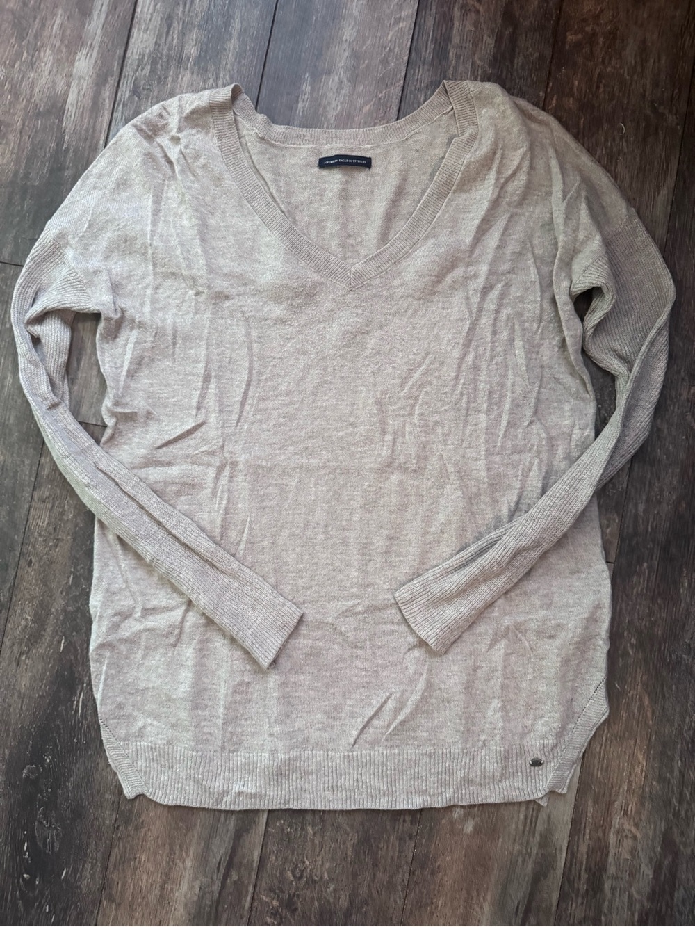 American Eagle Outfitters Light Beige V-Neck Sweater